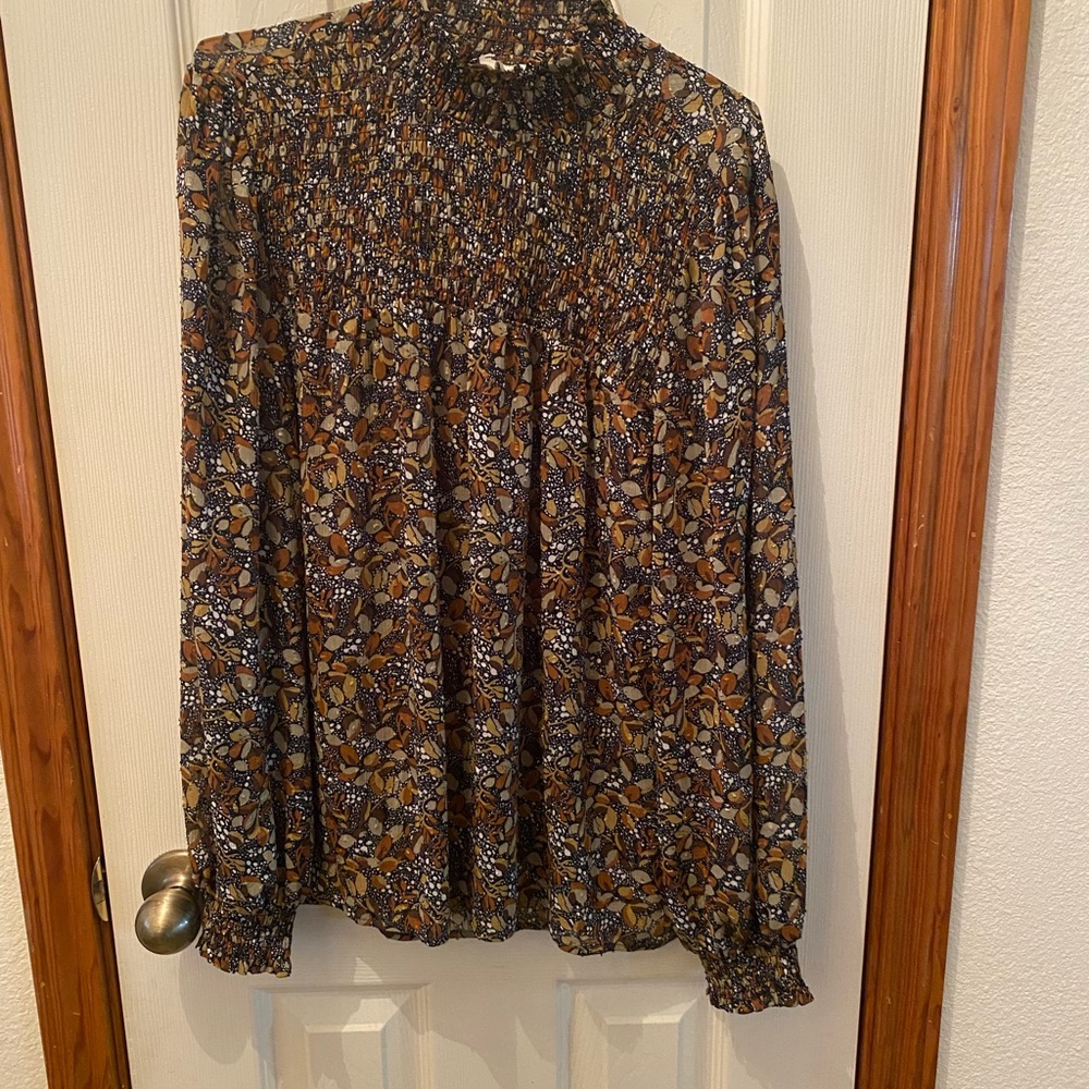 Women’s small top